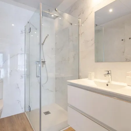 Апартаменты Terraza Del Mar: Apartamento Con Terraza Y Piscina *